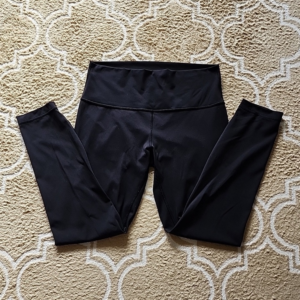 Lululemon black 25 " high rise full in luxtreme legging